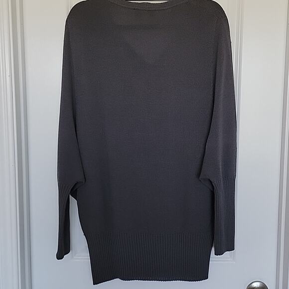 St. John Wool Blend Dolman Sleeve Sweater, M - Picture 2 of 11
